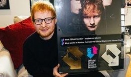 黄老板爆料唱歌视频播放,唱歌视频幕后花絮大公开